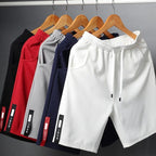 Bermuda Masculina Casual Essential Torinzi TZ518 leve e moderna, com cintura elástica e caimento ajustado, ideal para looks casuais e confortáveis.