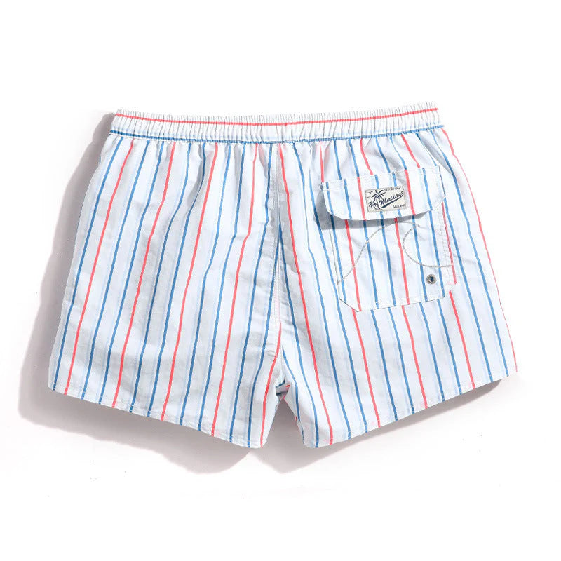 Bermuda Masculina Praia Listrada Torinzi TZ504 leve e moderna, com estampa clássica e caimento ajustado, ideal para praia, piscina e passeios urbanos.