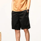 Bermuda Masculina Street Torinzi TZ514 masculina, modelo leve e resistente em sarja premium, ideal para looks urbanos e casuais com estilo.