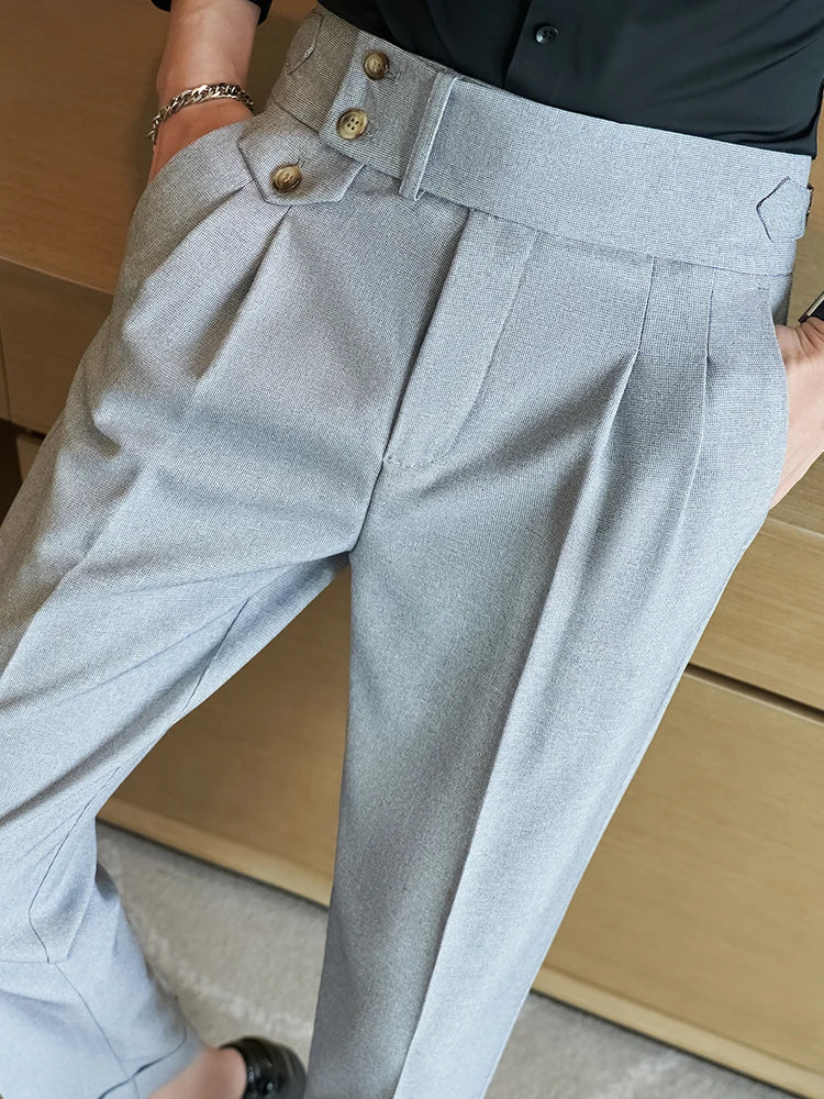Calça de Alfaiataria Masculina Torinzi TZ253 feita com materiais duráveis e corte preciso, ideal para visuais sofisticados e confortáveis.