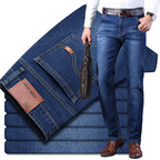 Calça Jeans Masculina Clássica Torinzi TZ005 moderna e durável, com tecido elástico e toque macio, ideal para looks casuais e elegantes.