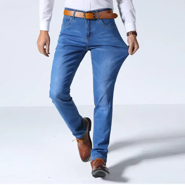 Calça Jeans Masculina Wear Torinzi TZ262 elegante e resistente, com tecido respirável e acabamento de luxo, ideal para eventos e uso diário.