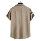 Camisa Manga Curta Torinzi Lisa TZ537 masculina, modelo liso em tecido leve e respirável, caimento ajustado, ideal para combinar com jeans, linho ou bermudas.