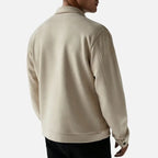 Jaqueta Masculina Casual Torinzi TZ026 moderna e confortável, com zíper frontal e mangas longas, ideal para uso diário com estilo e praticidade.