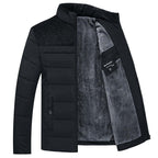 Jaqueta Masculina Puffer Grife Torinzi TZ148 com enchimento térmico e design moderno ideal para os dias frios.