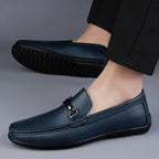 Mocassim Masculino de Couro Torinzi TZ299 elegante e durável, com acabamento artesanal e conforto ideal para ocasiões casuais e formais.