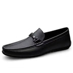 Mocassim Masculino de Couro Torinzi TZ299 elegante e durável, com acabamento artesanal e conforto ideal para ocasiões casuais e formais.