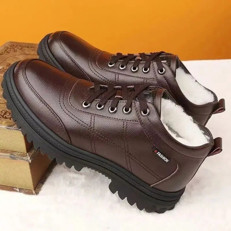 Bota Masculina de Couro Acolchoada Torinzi TZ290 Bota Masculina de Couro Acolchoada Torinzi TZ290
