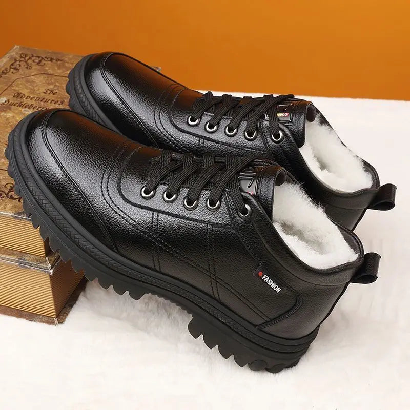 Bota Masculina de Couro Acolchoada Torinzi TZ290 Bota Masculina de Couro Acolchoada Torinzi TZ290