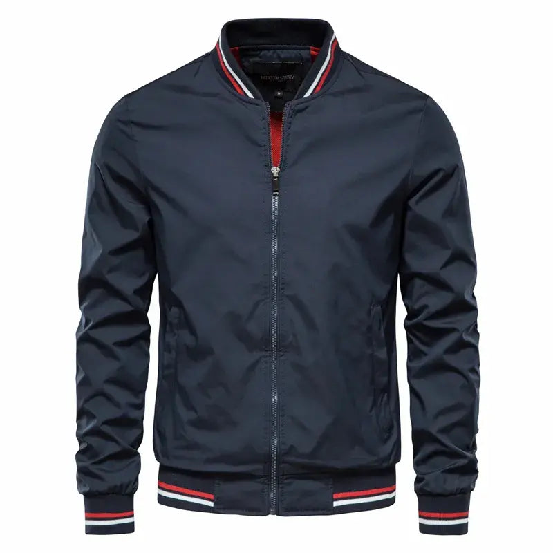 Jaqueta Masculina Casual Torinzi TZ146 resistente e moderna, com tecido impermeável e interior aquecido, ideal para dias frios com estilo.