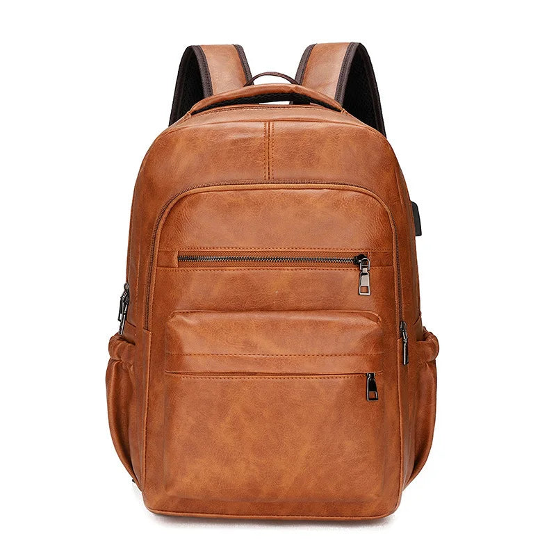 Mochila de Couro Masculina Torinzi TZ072 - Resistente à Água, com USB e Antifurto Mochila de Couro Masculina Torinzi TZ072 - Resistente à Água, com USB e Antifurto
