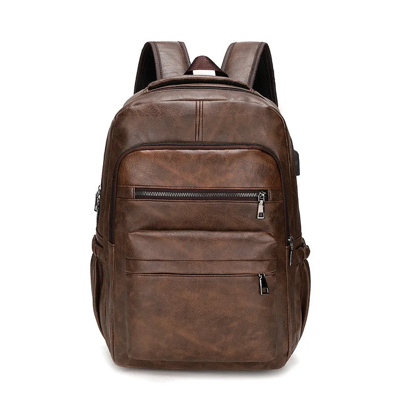 Mochila de Couro Masculina Torinzi TZ072 - Resistente à Água, com USB e Antifurto Mochila de Couro Masculina Torinzi TZ072 - Resistente à Água, com USB e Antifurto