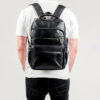 Mochila de Couro Masculina Torinzi TZ072 - Resistente à Água, com USB e Antifurto