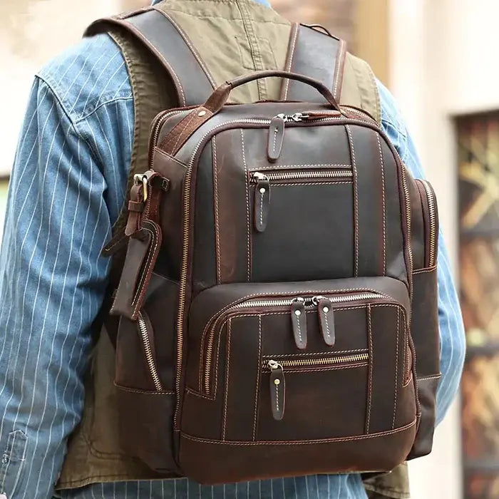 Mochila Executiva em Couro Retrô Torinzi TZ071 Mochila Executiva em Couro Retrô Torinzi TZ071